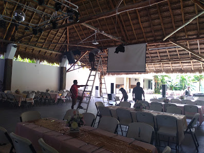 Salón De Eventos "los Leones"